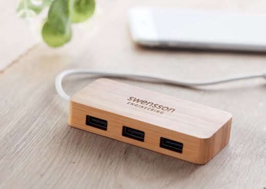 Hub USB personalizat din bambus Niva