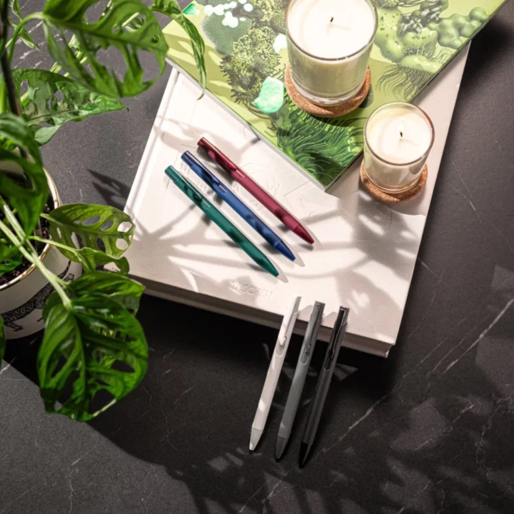 Pixuri personalizate din aluminiu reciclat Clint